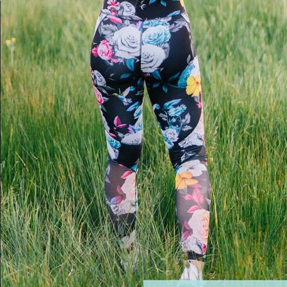 Dark Floral Mesh Hi-Rise 7/8 24" RC